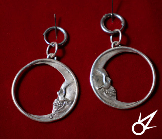 Skull Moon Earrrings